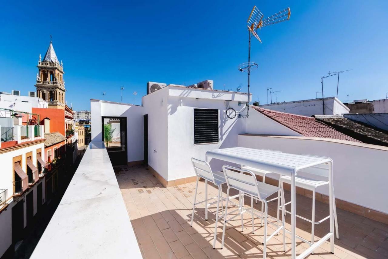 Sol Y Luna De Triana Apartment Seville Exterior photo